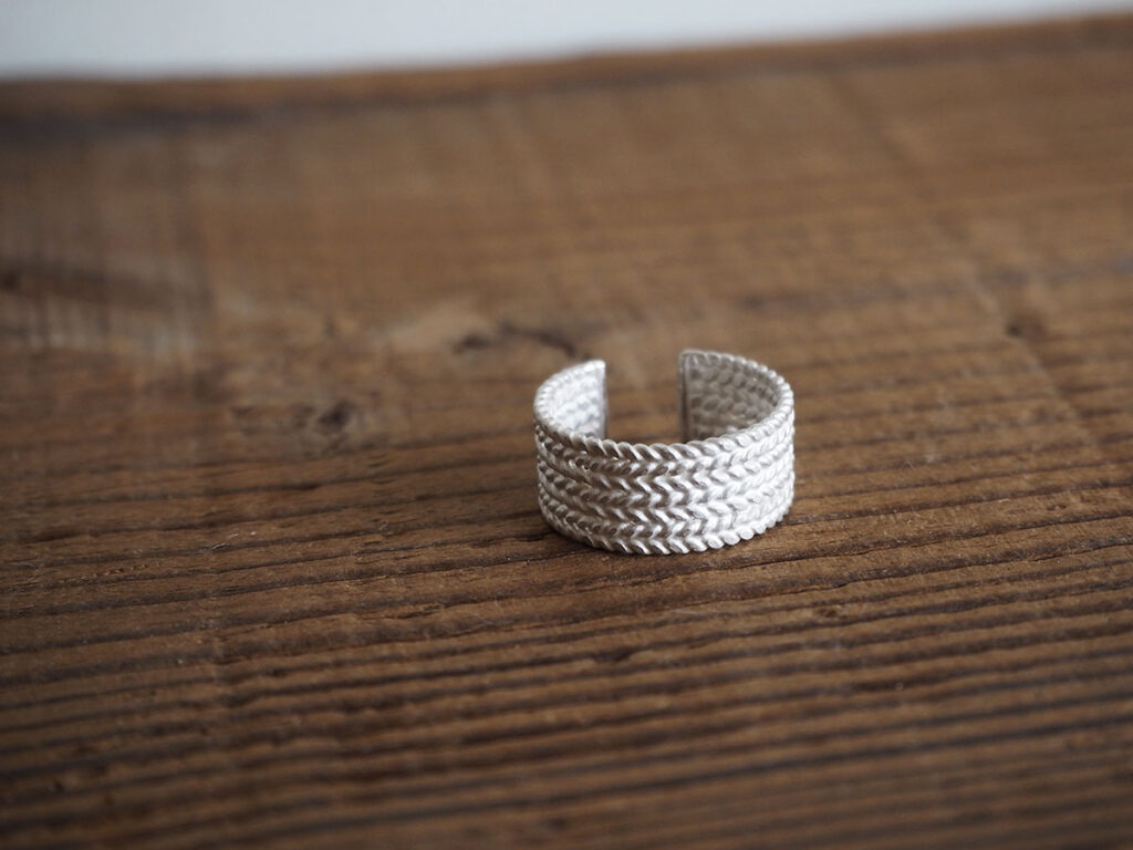 鎌田奈穂、Naho Kamada、金工師、silver artist、silver ring