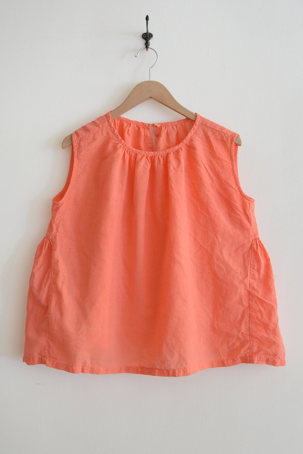 MAKIE、マキエ、ウィメンズ、Women's、blouse、ブラウス、コットンブラウス、cotton blouse、sleeveless blouse、sleeveless、染色ブラウス、dyed blouse