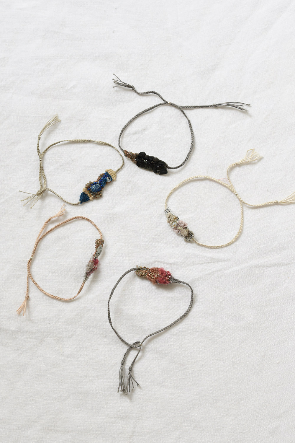 Antonia Rossi、アントニア・ロッシ、Julia Von Stietencron、ジュリア・フォン・シュティーテンクロン、イタリア、made in Italy、ハンドメイド、handmade、ブレスレット、bracelet、アクセサリー、Accessories、Antique、Beads Bracelet 刺繍