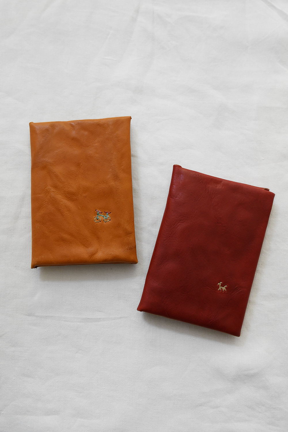 Henri、アンリ、leather goods、handcrafted leather、ハンドクラフト、made in Itary、ハンドメイド、手作り、handmade、カードケース、card case