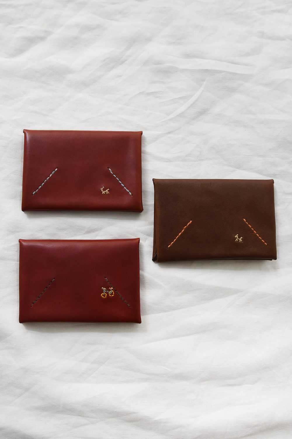 Henri、アンリ、leather goods、handcrafted leather、ハンドクラフト、made in Itary、ハンドメイド、手作り、handmade、カードケース、card case