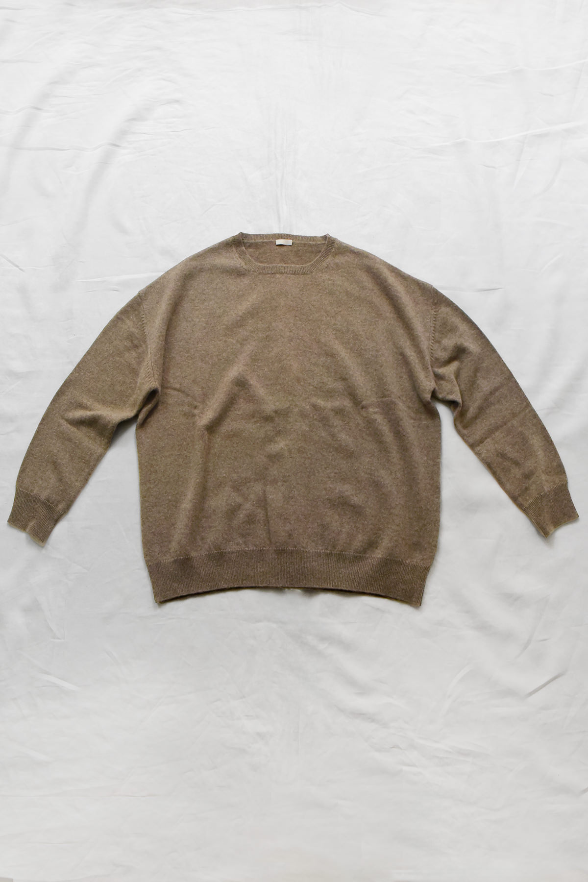 makie、マキエ、マキエホーム、カシミアセーター、cashmere sweater、クルーネック、crew neck sweater、カシミアアイテム