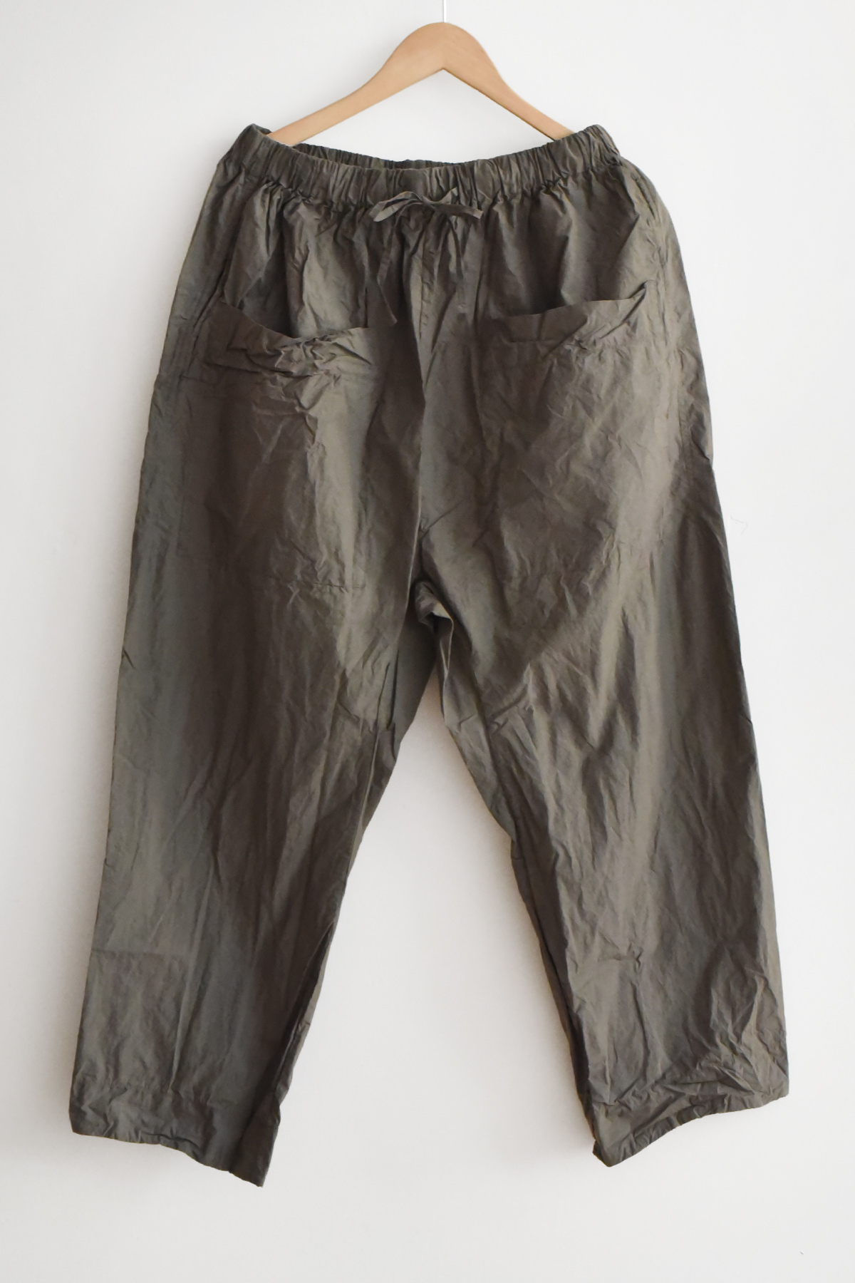 album fi famiglia、アルバムディファミリア、made in Italy、pants 、パンツ、cotton pants、コットンパンツ、easy pants、イージーパンツ