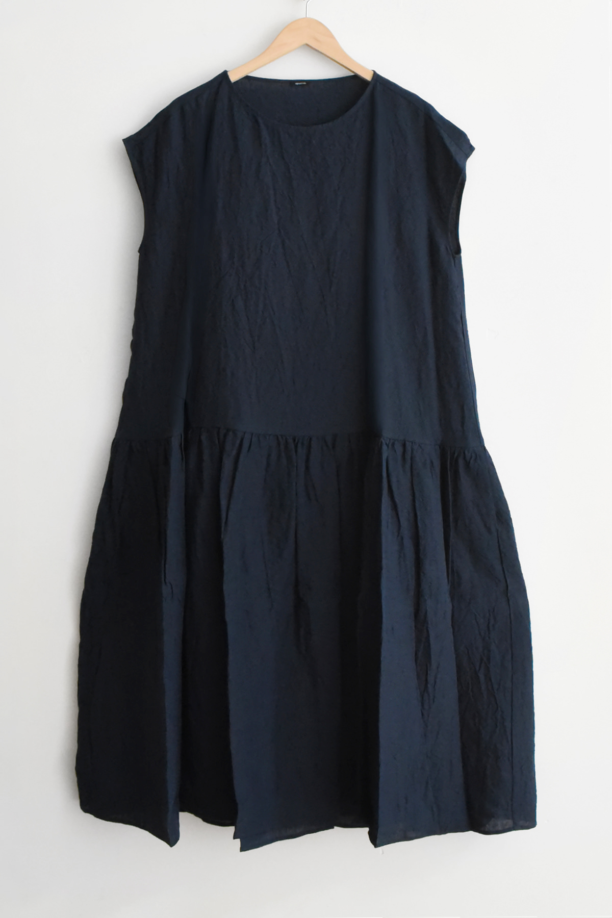 apuntob (a.b)/ アプントビー, P2043 Linen Dress - Dark Navy