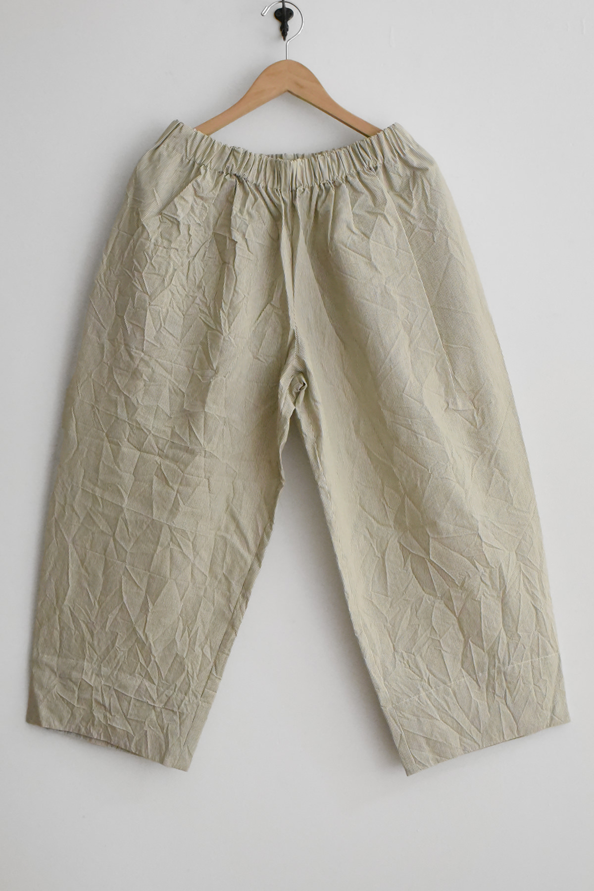 apuntob (a.b)/ アプントビー, P1733 Trousers - Olive Stripe