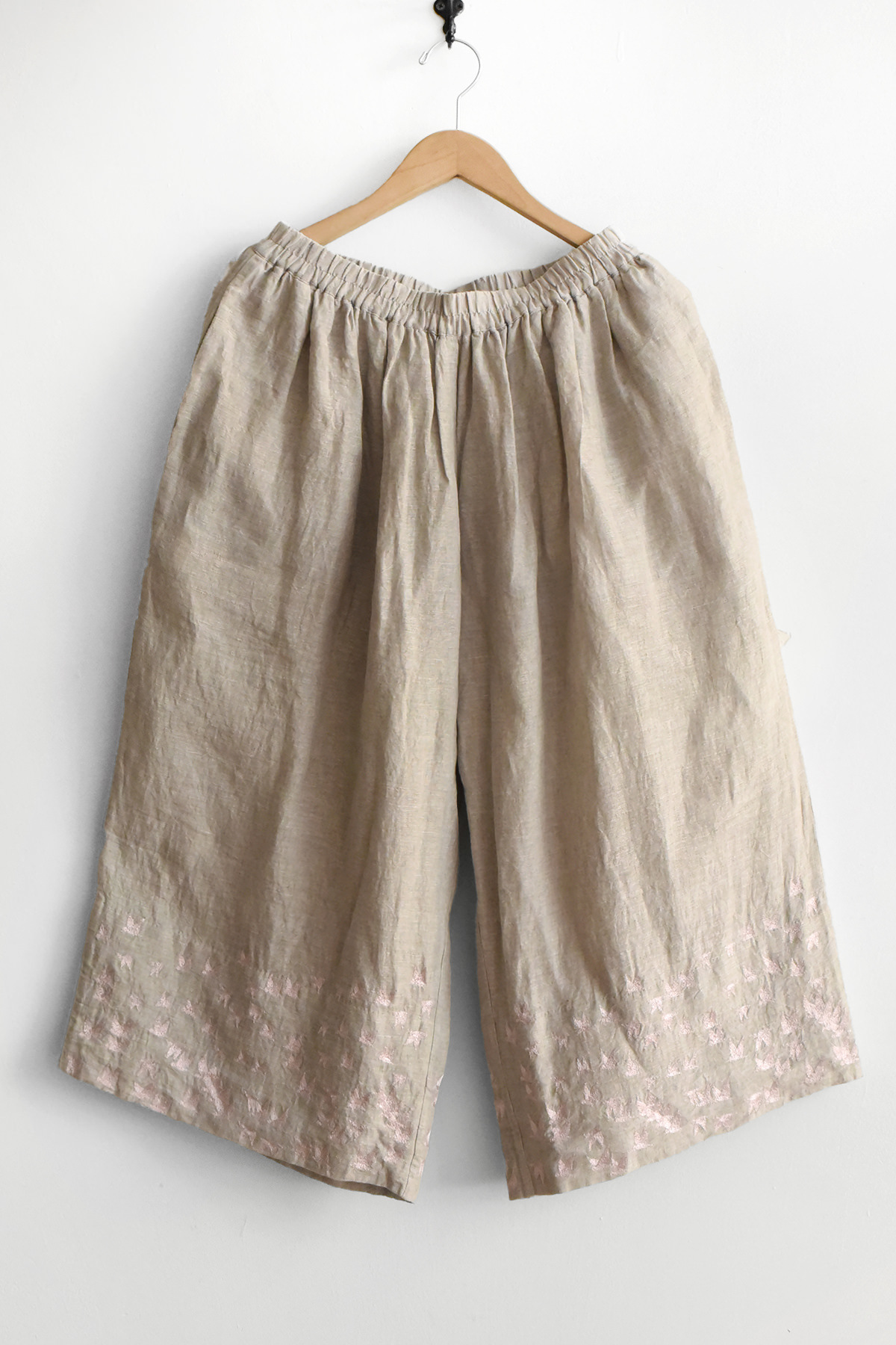 aodress gina pants pearl gray linen pants リネンパンツ　刺繍