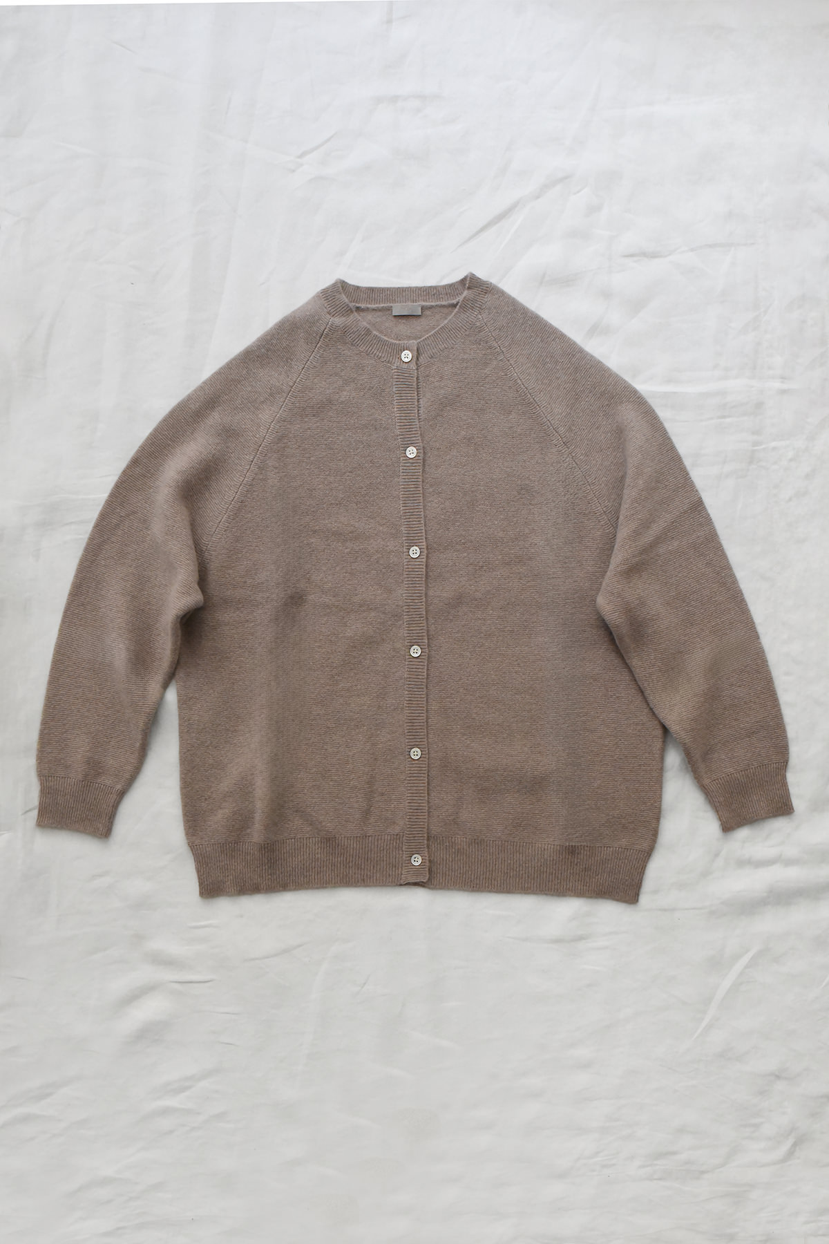 makie、マキエ、マキエホーム、カシミアカーディガン、cashmere cardigan、カシミアアイテム