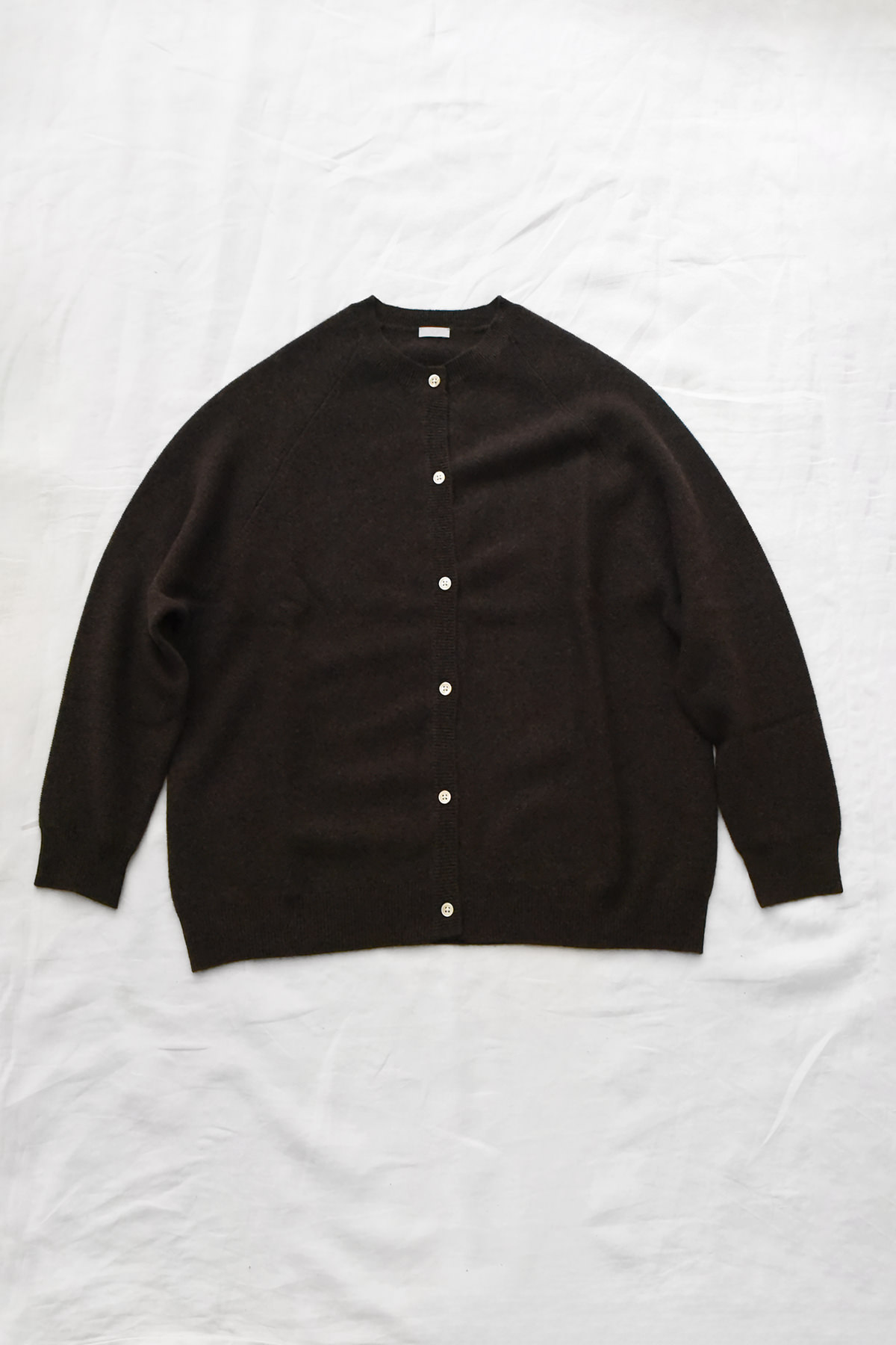 makie、マキエ、マキエホーム、カシミアカーディガン、cashmere cardigan、カシミアアイテム