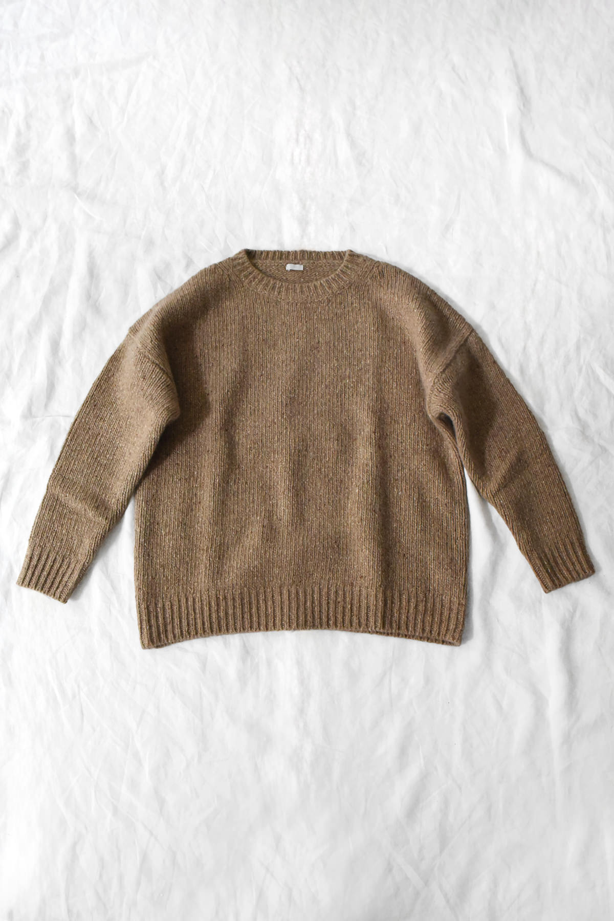 Camelのカシミヤ クルーネックニット
