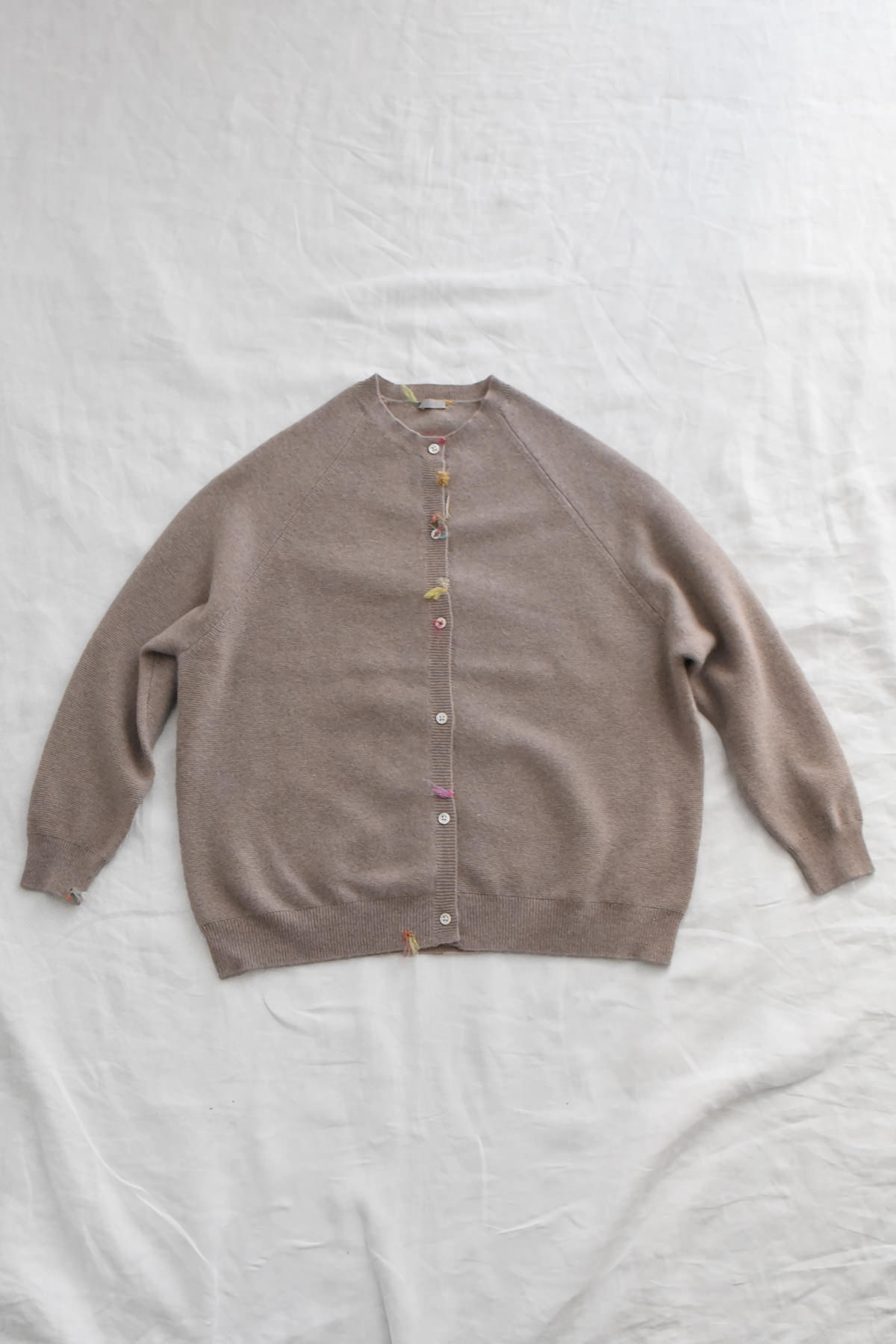 Antonia Rossi ハンド刺繍 カシミヤカーディガン オートミール