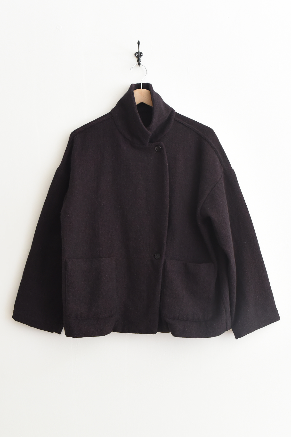 Bergfabel Luna Jacket in Black Bordeaux, 100% virgin wool