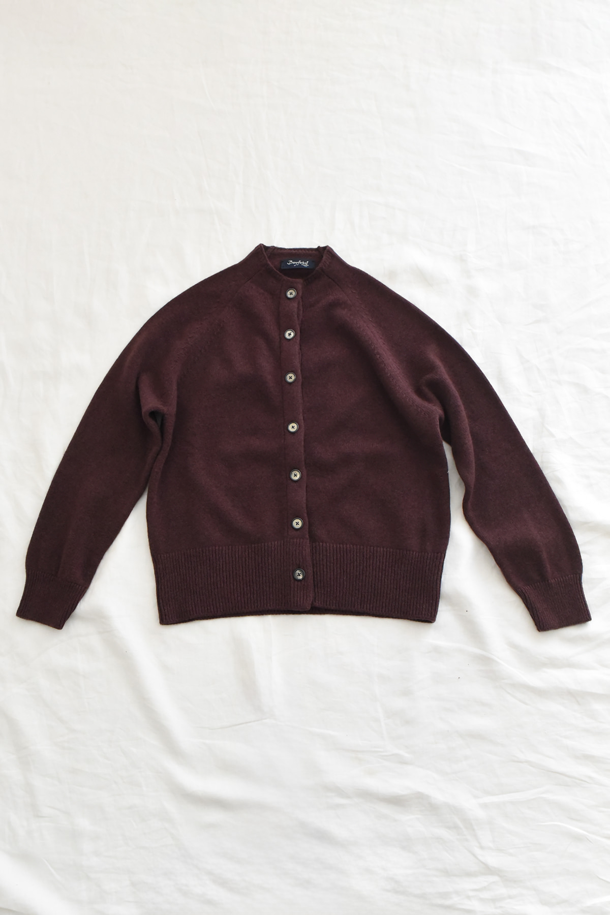 BergFabel、バーグファベル、made in Italy、cashmere cardigan、cashmere、cardigan、カシミヤカーディガン、カシミヤ、カーディガン